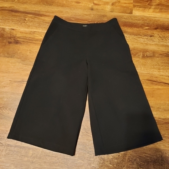 Forever 21 black wide leg capri size w29 - Picture 9 of 13